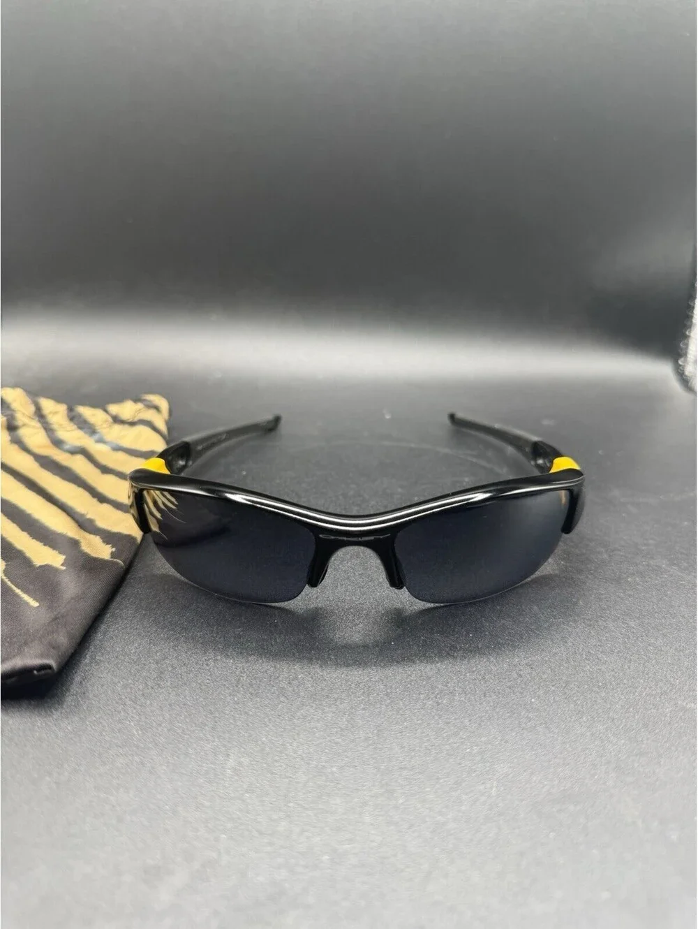 oakley livestrong sunglasses